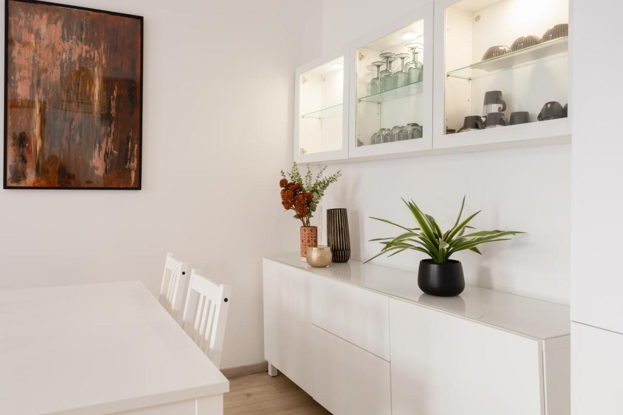Xenia Apartments - Enjoy Porta Venezia In Modern Apt- 10 Min From Duomo ميلان المظهر الخارجي الصورة