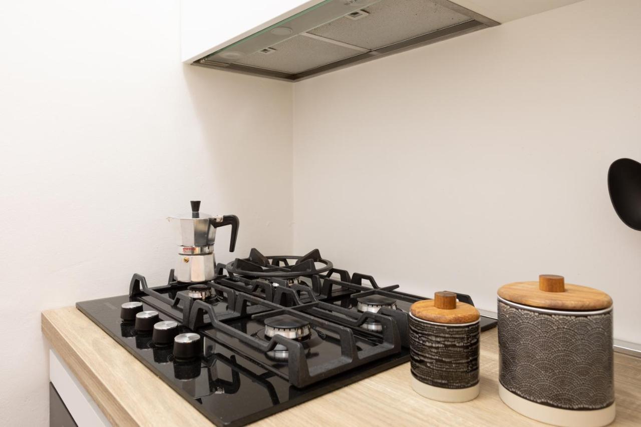 Xenia Apartments - Enjoy Porta Venezia In Modern Apt- 10 Min From Duomo ميلان المظهر الخارجي الصورة